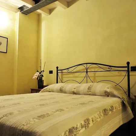 Corte Cornalino Bed and Breakfast Roverbella