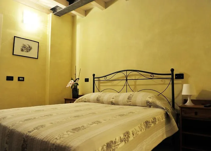 Corte Cornalino Bed & Breakfast Roverbella
