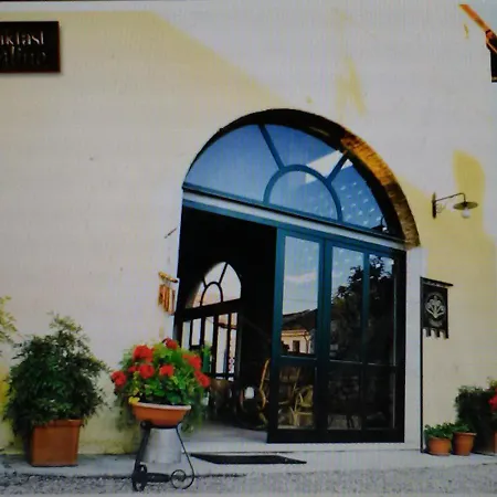 Corte Cornalino فندق مبيت وإفطار