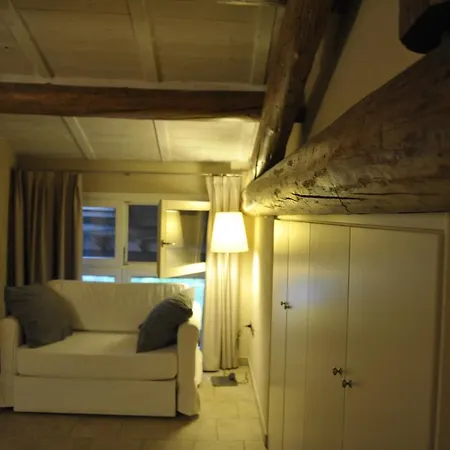 Corte Cornalino Bed & Breakfast